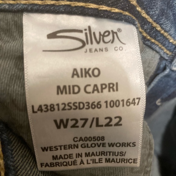 Silver Aiko Mid Length Capri - Picture 10 of 10